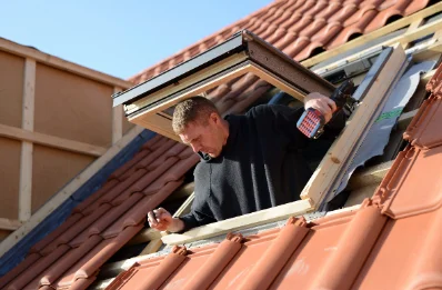 Pose de fenêtres de toit Velux à Bréchamps
